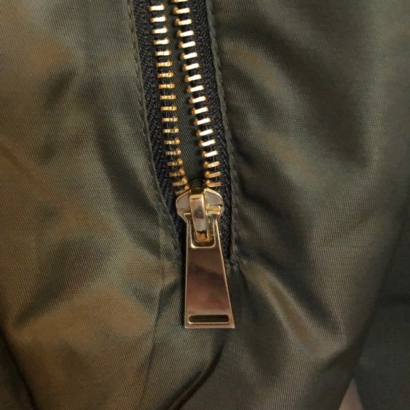 Zara Jacket - Picture 4 of 4